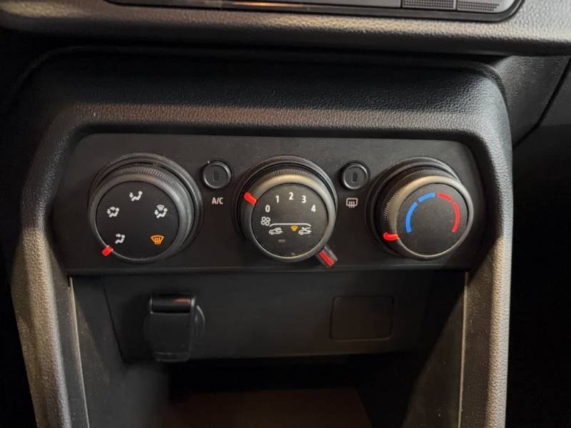 Dacia Sandero - Photo 28