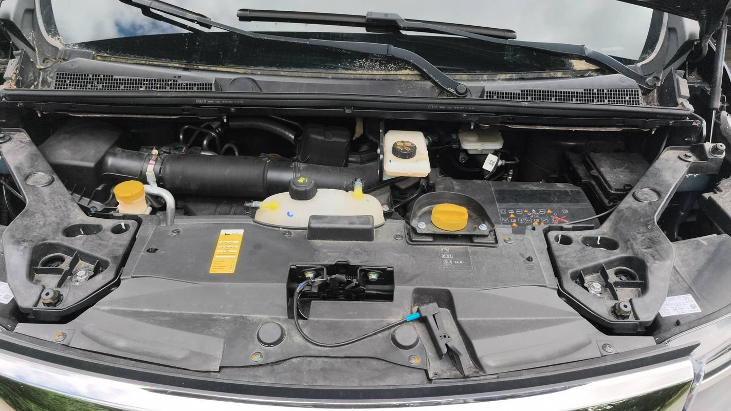 Nissan NV300 - Photo 15