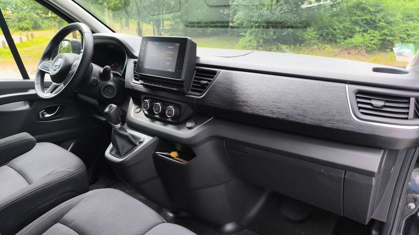 Nissan NV300 - Photo 10