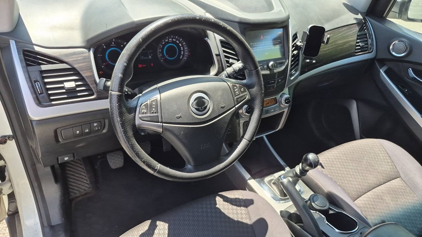 Ssangyong Korando - Photo 8