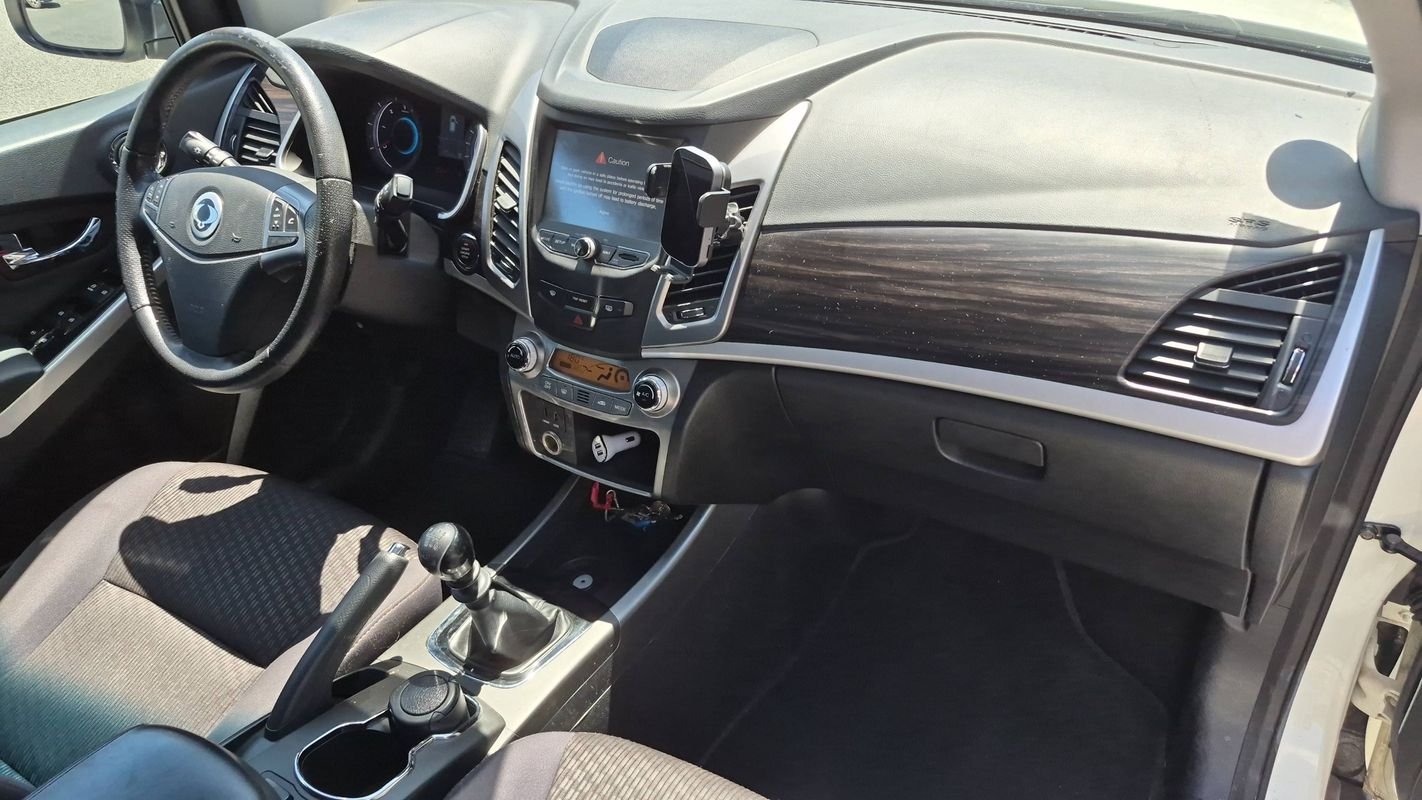 Ssangyong Korando - Photo 10