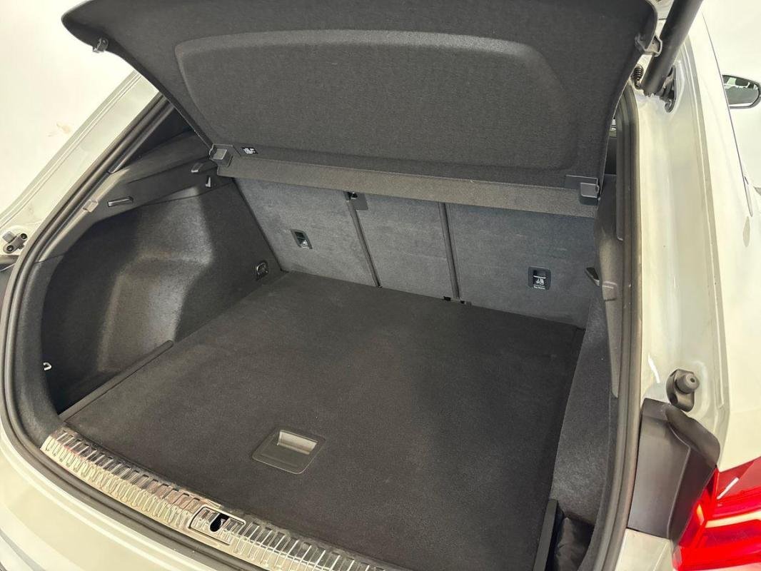Audi Q3 - Photo 32
