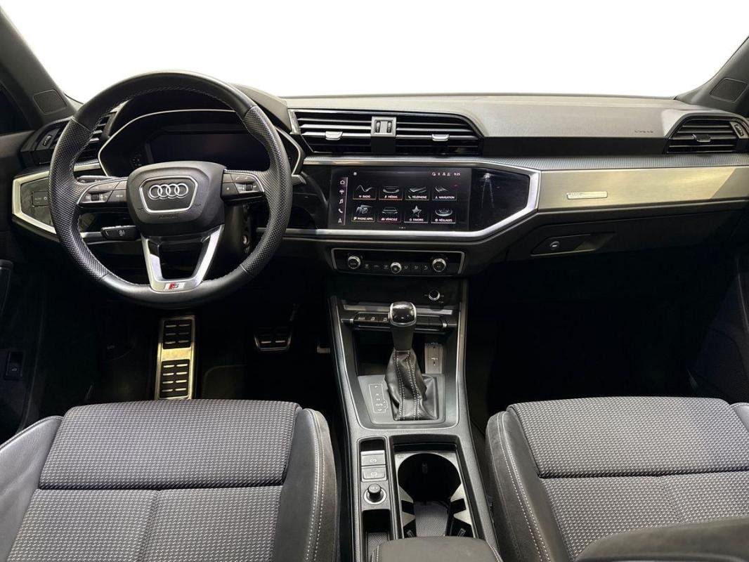 Audi Q3 - Photo 8