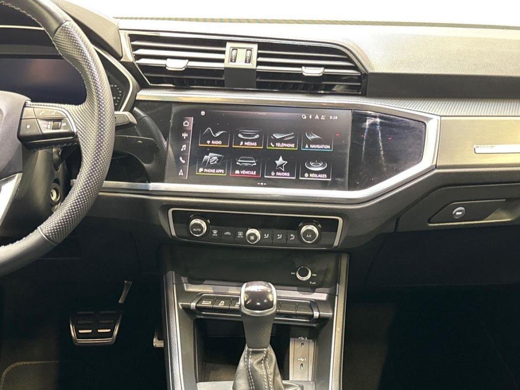 Audi Q3 - Photo 10