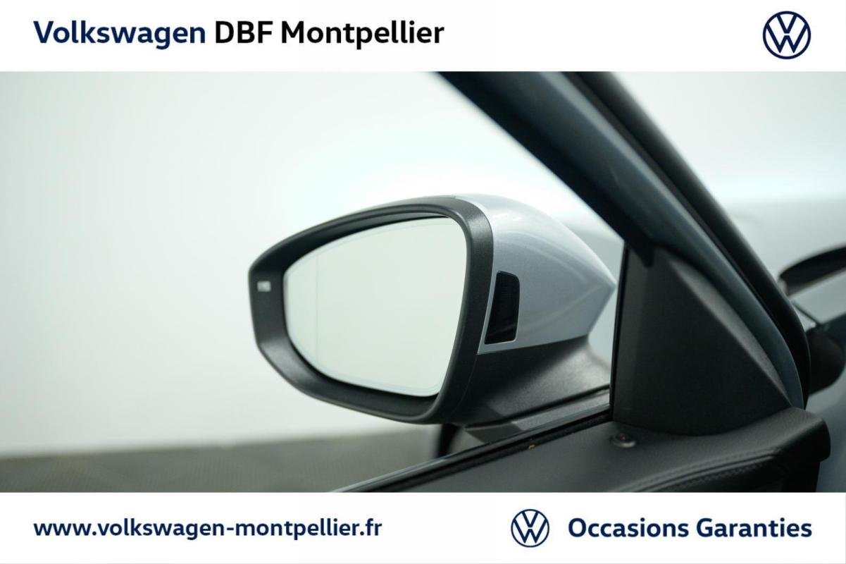 Volkswagen Passat - Photo 13