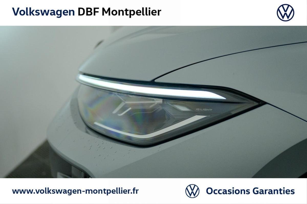 Volkswagen Passat - Photo 17