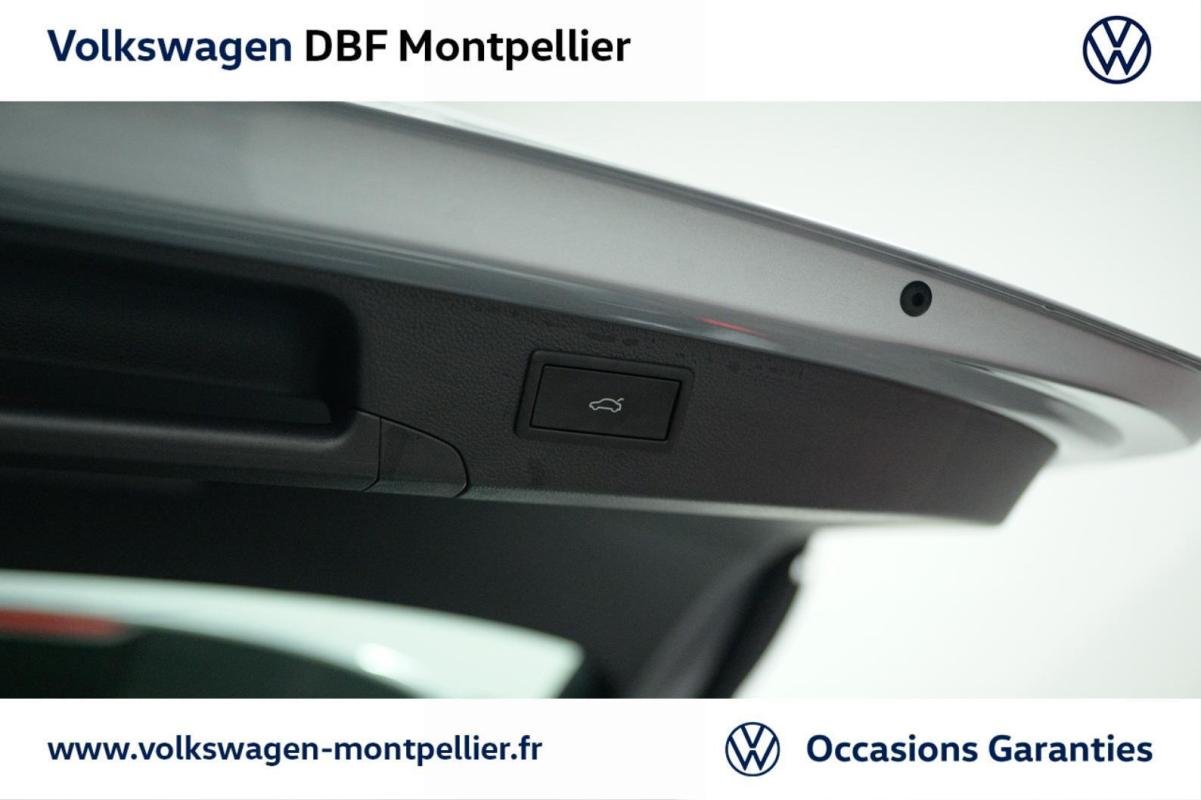 Volkswagen Passat - Photo 21