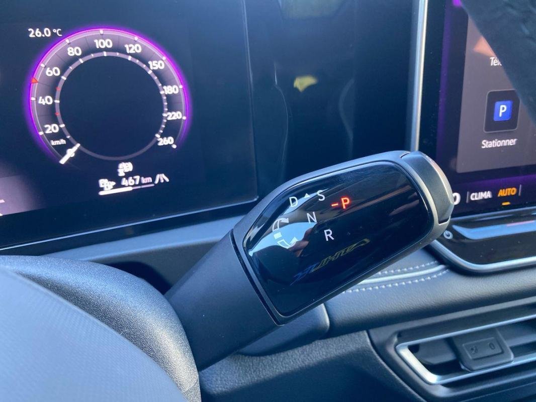 Volkswagen Tiguan - Photo 11