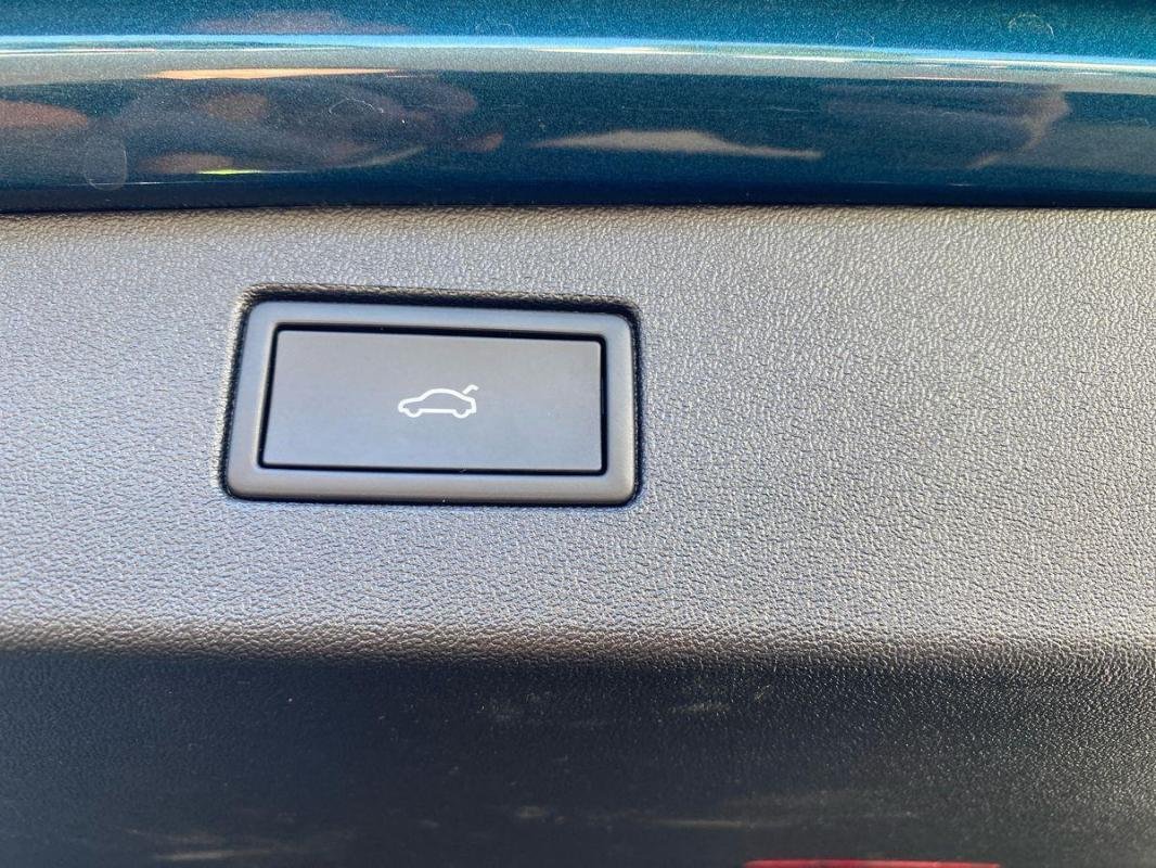 Volkswagen Tiguan - Photo 34