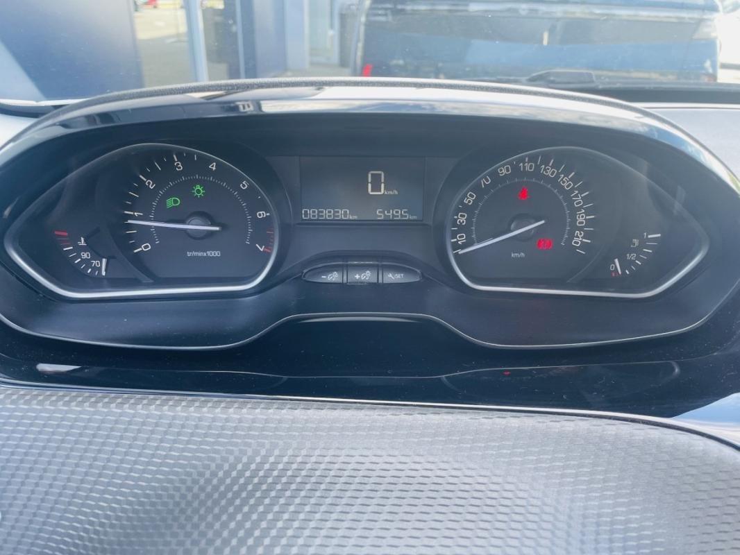 Peugeot 208 - Photo 24