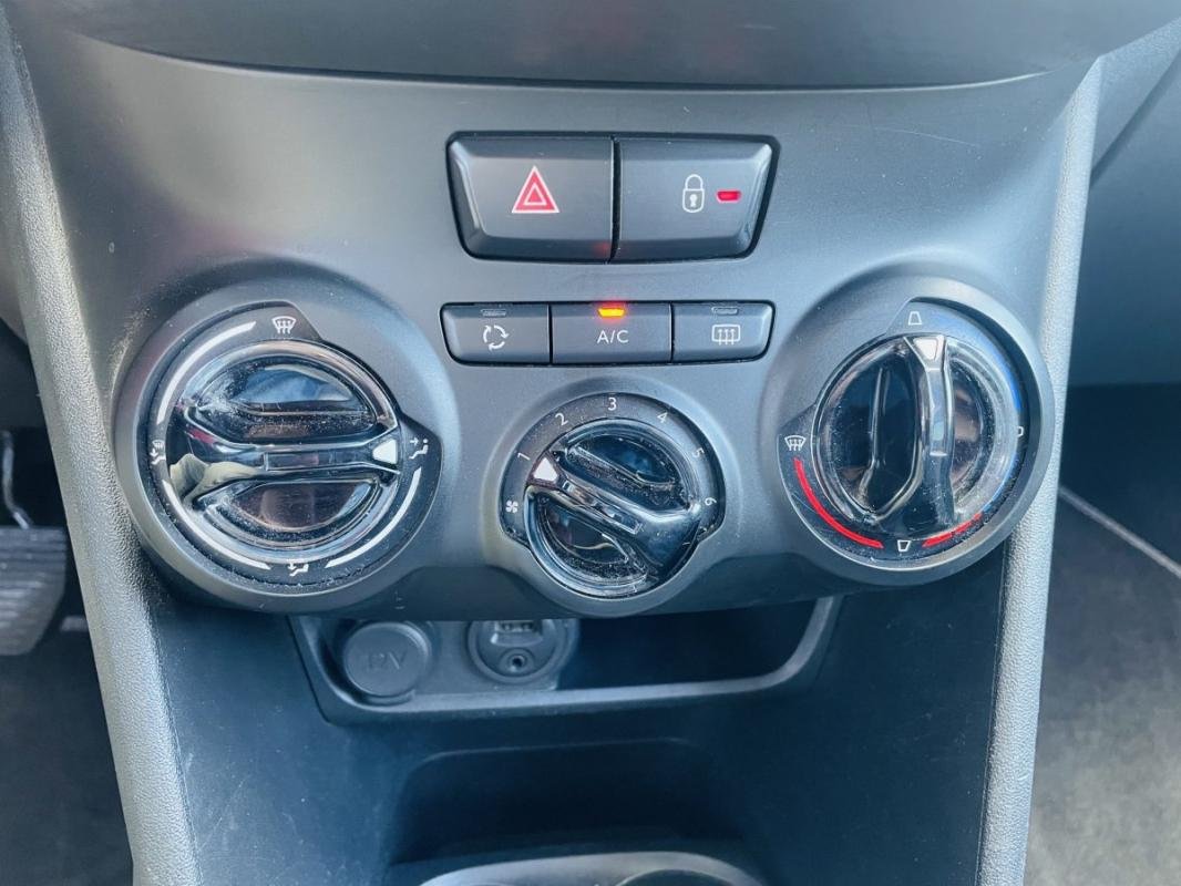 Peugeot 208 - Photo 27