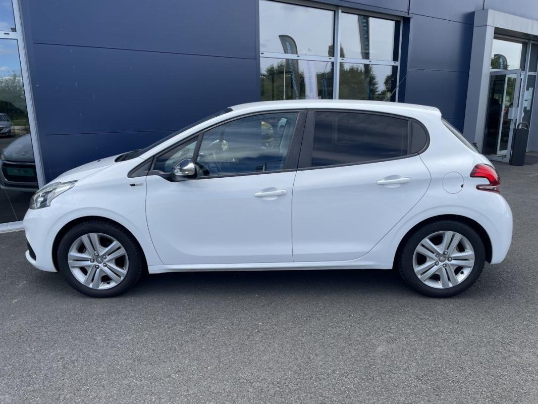 Peugeot 208 - Photo 10