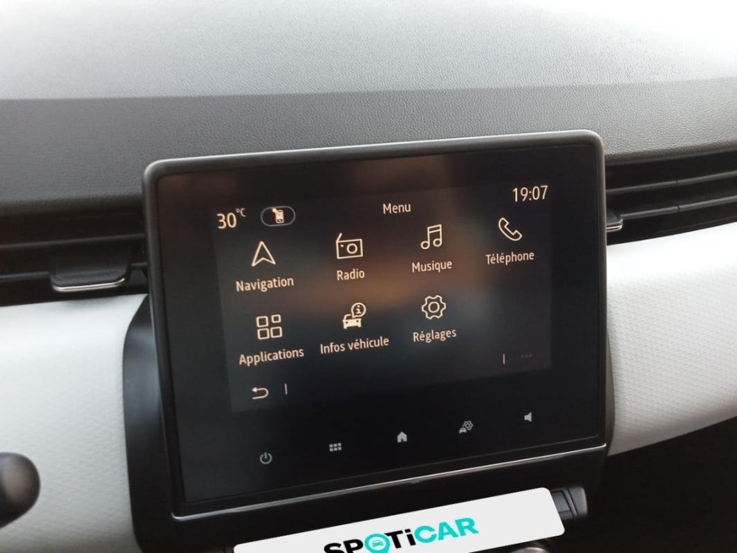 Renault Clio - Photo 21