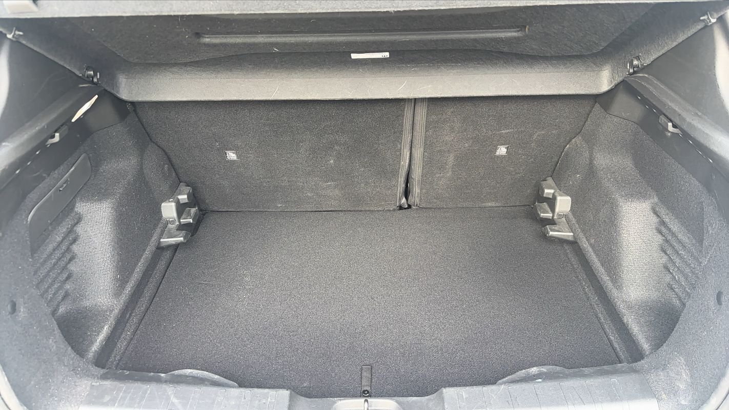 Jeep Avenger - Photo 14