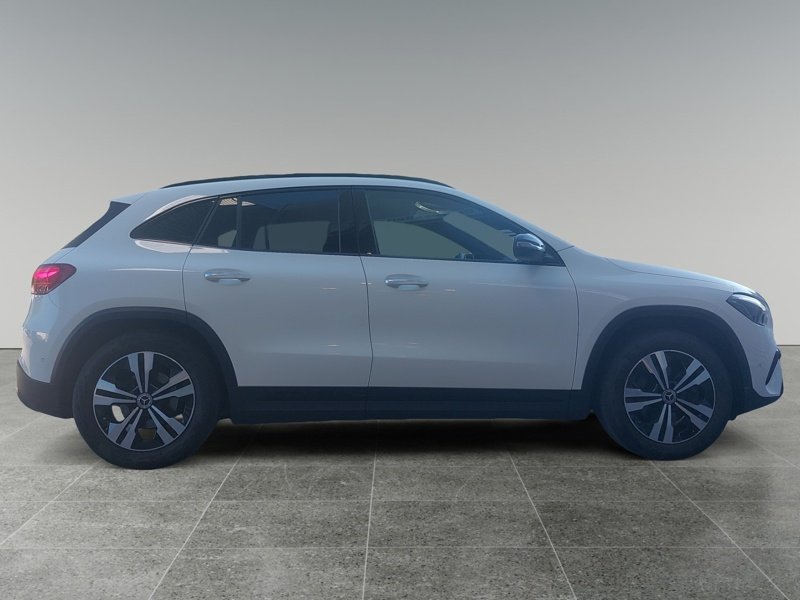 Mercedes Gla - Photo 4