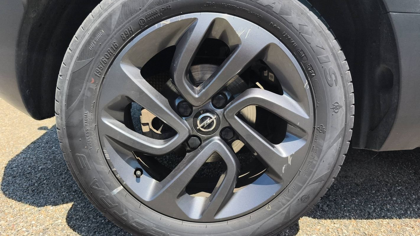 Opel Crossland - Photo 16
