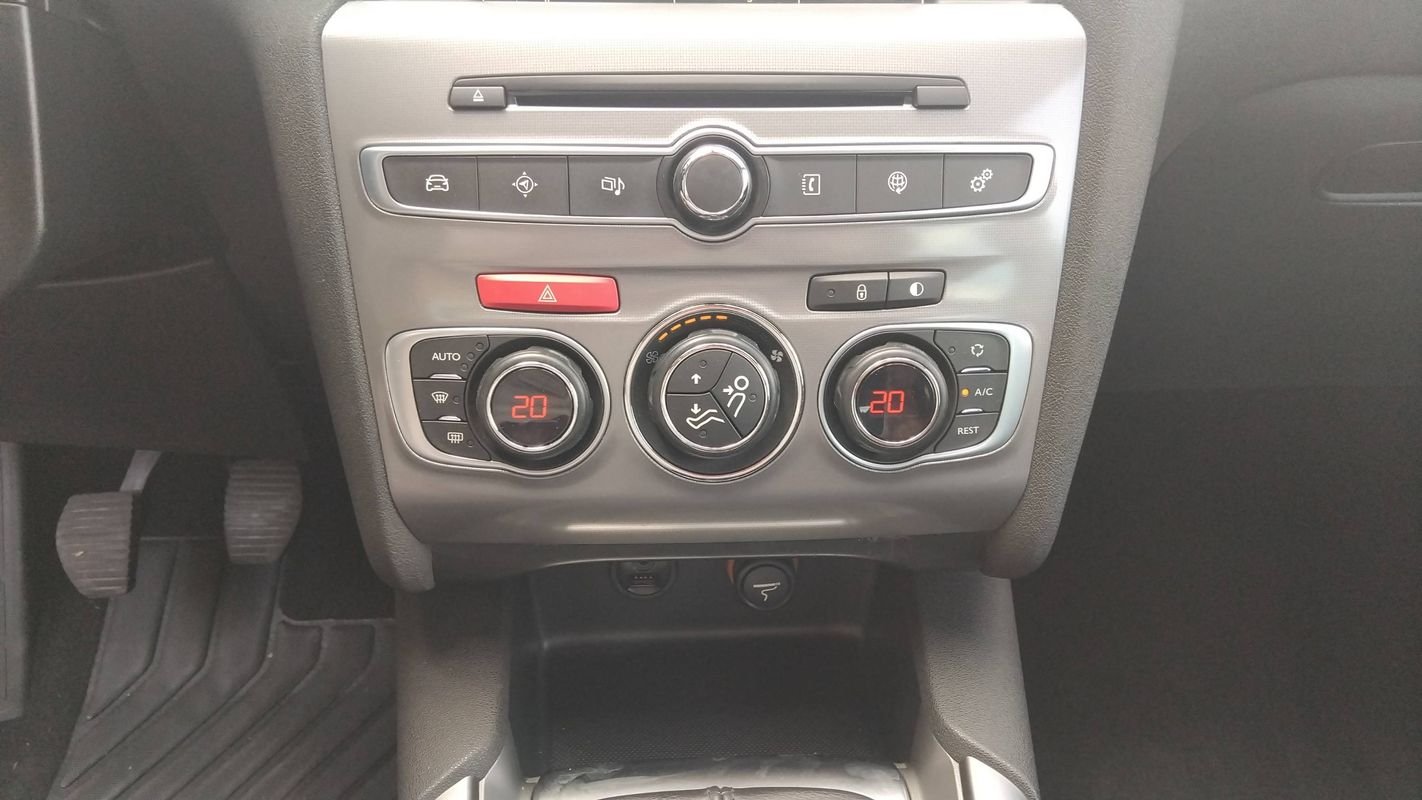 Citroën C4 - Photo 13