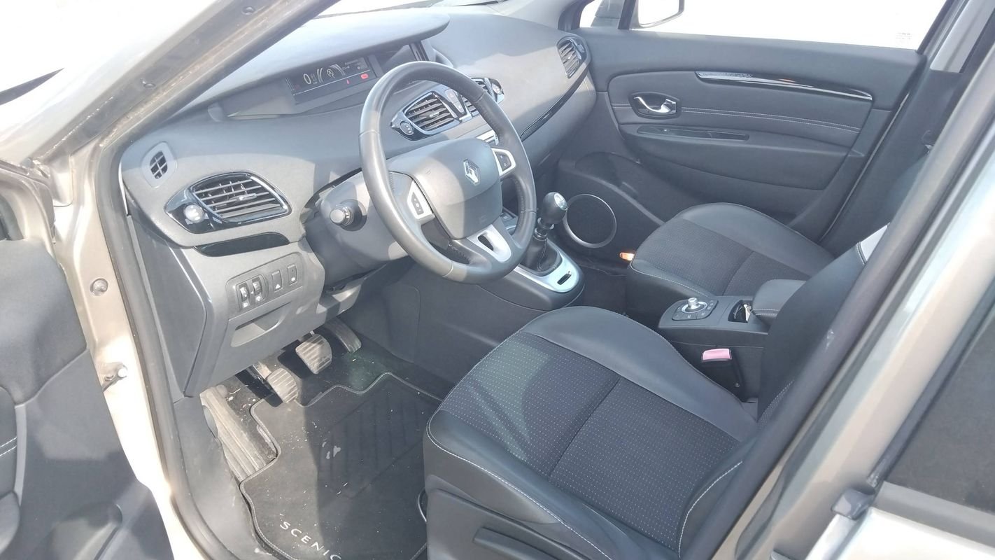 Renault Scénic - Photo 8