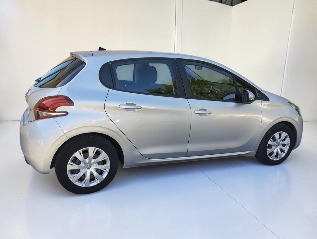 Peugeot 208 - Photo 7