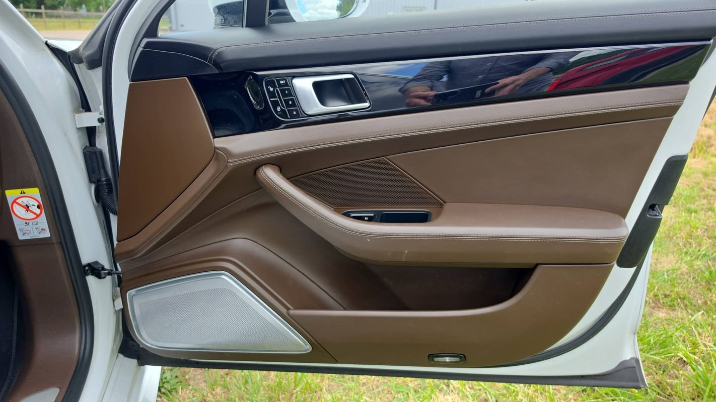 Porsche Panamera - Photo 23