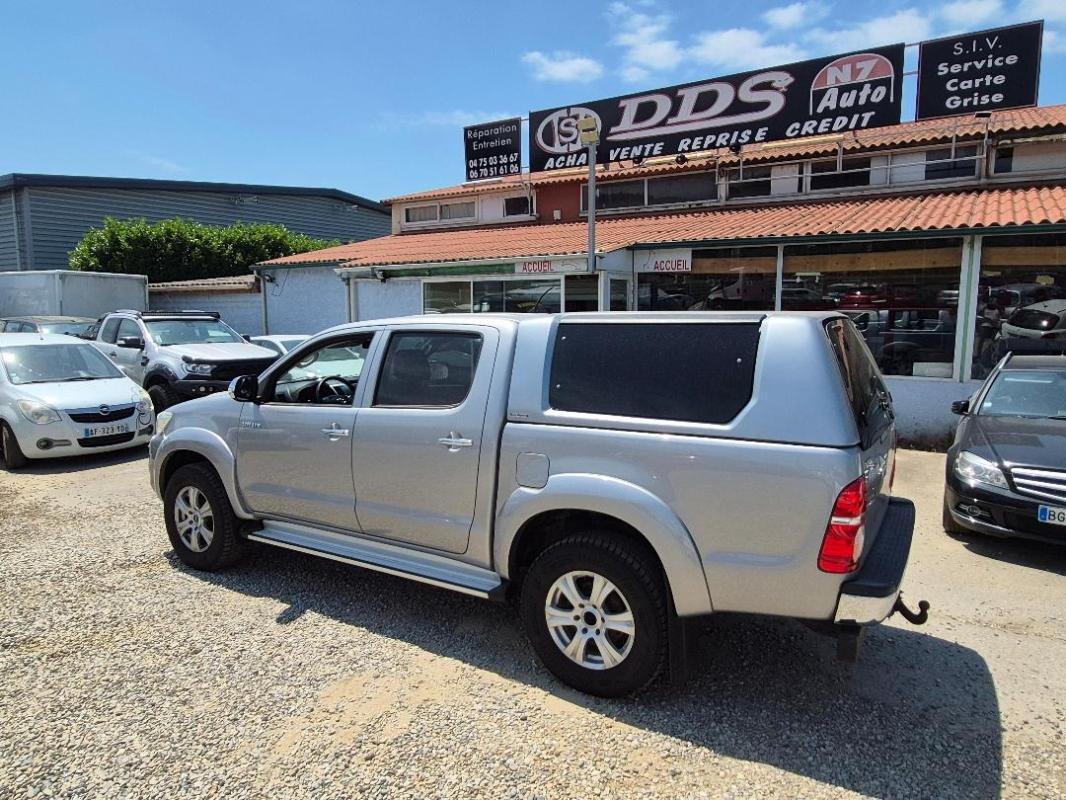 Toyota Hilux - Photo 11