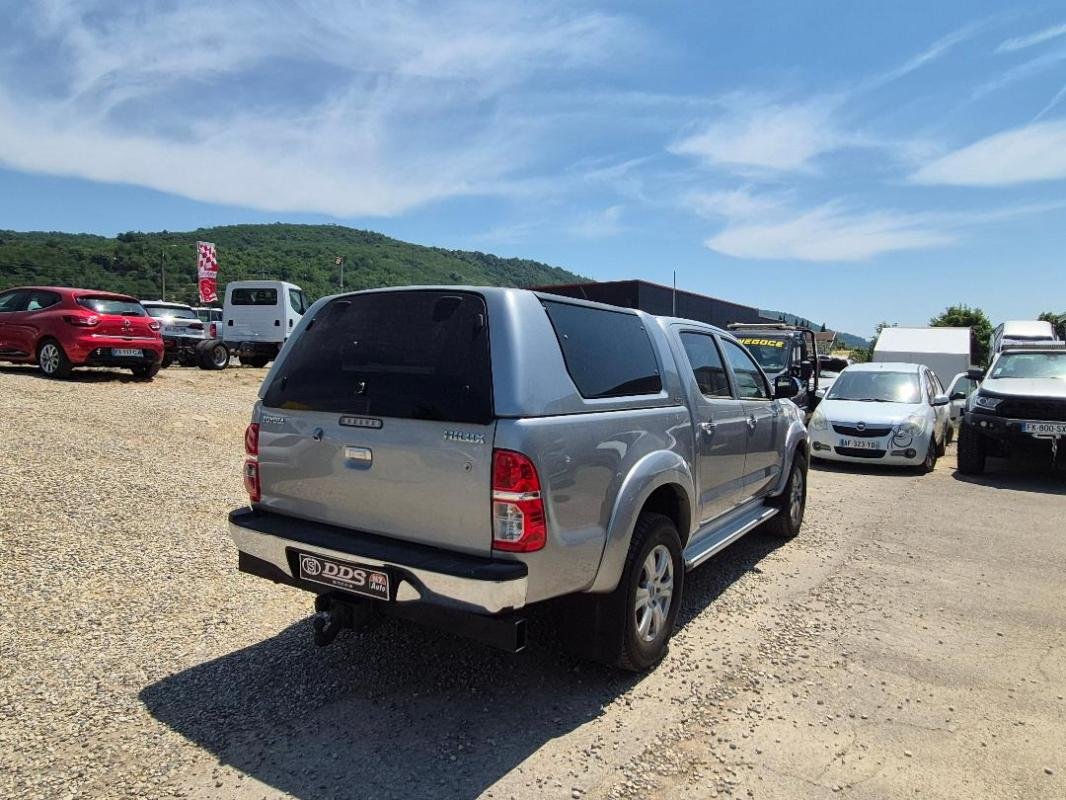 Toyota Hilux - Photo 13
