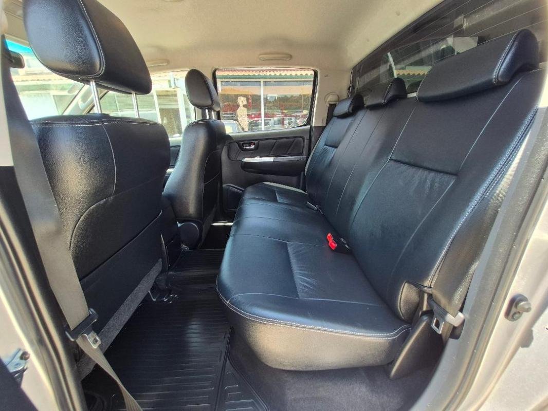 Toyota Hilux - Photo 16
