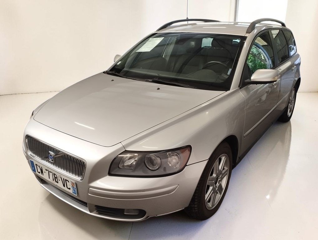 Volvo V50 - Photo 1