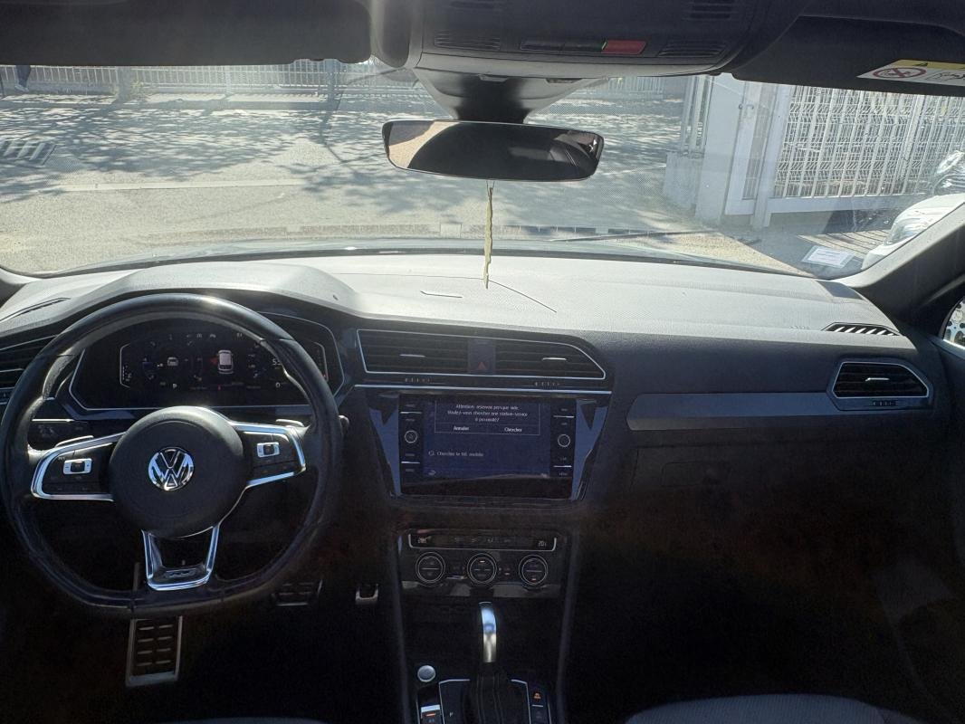 Volkswagen Tiguan - Photo 6