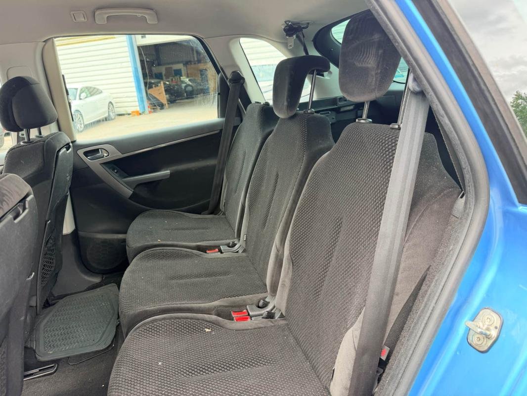 Citroën C4 Picasso - Photo 9