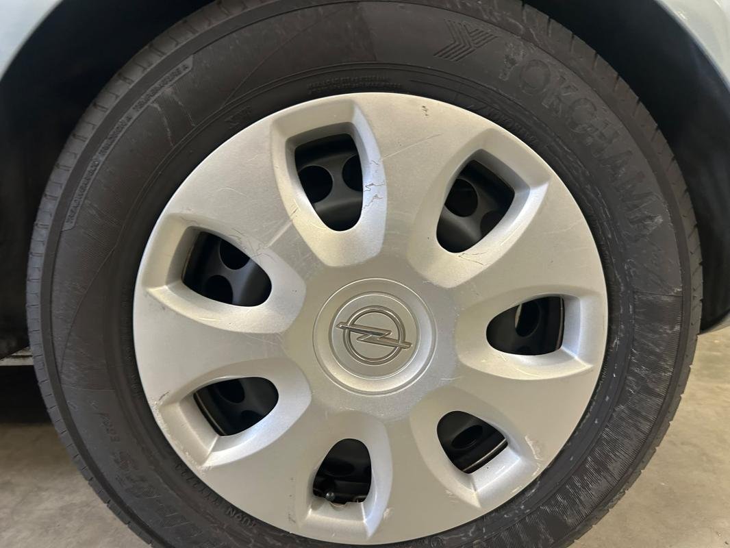 Opel Corsa - Photo 12