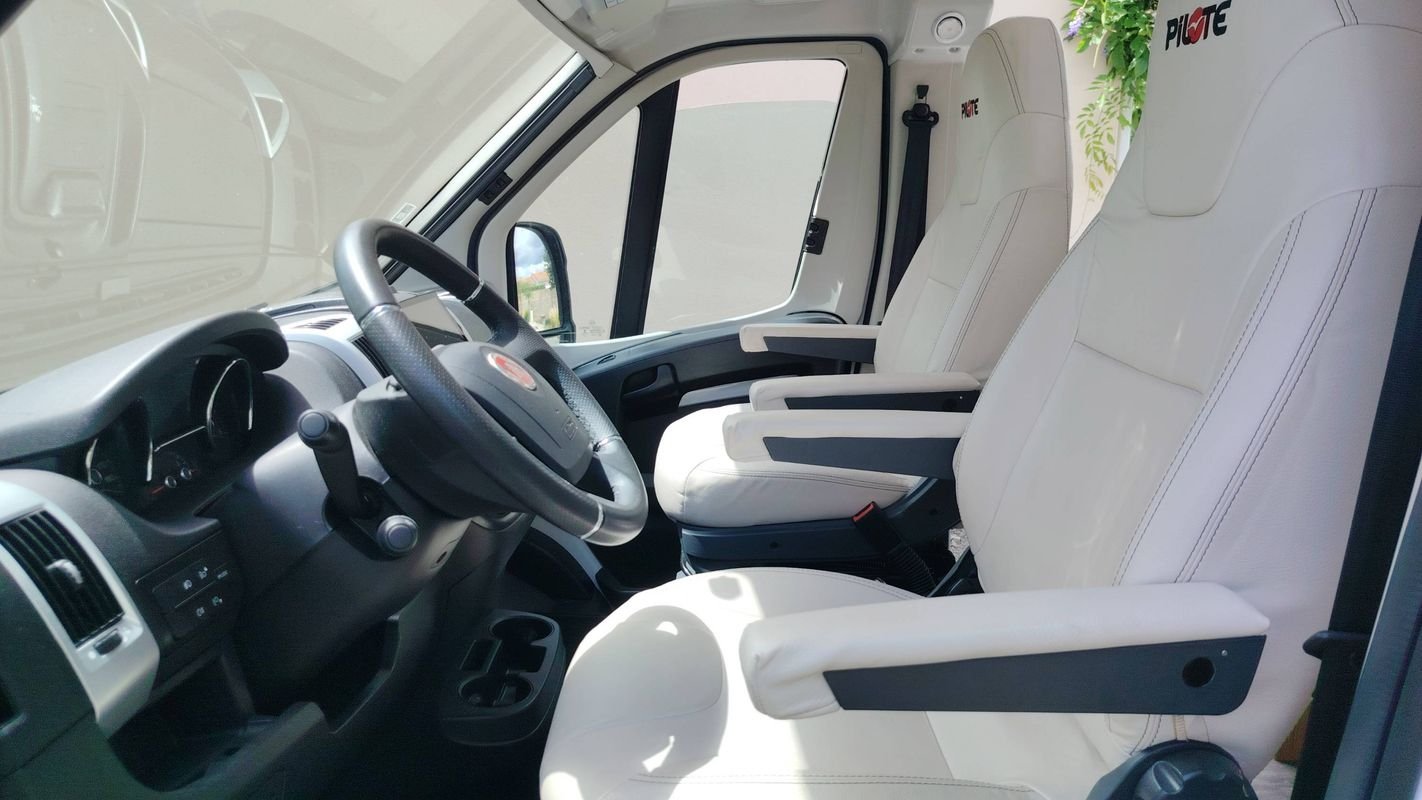 Pilote Pilote V630J 2.3 JTD 140 X Edition - Photo 27