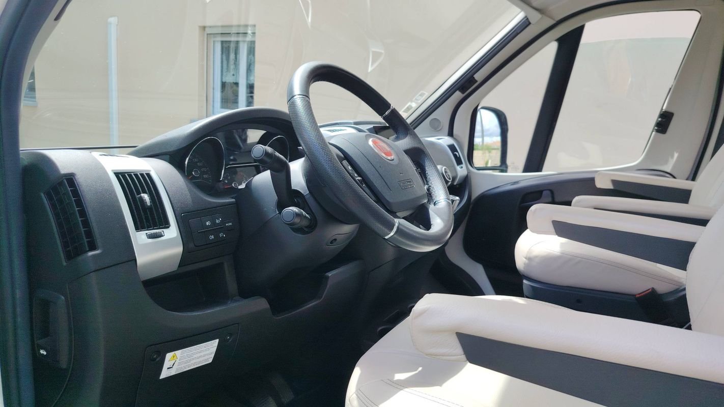Pilote Pilote V630J 2.3 JTD 140 X Edition - Photo 8
