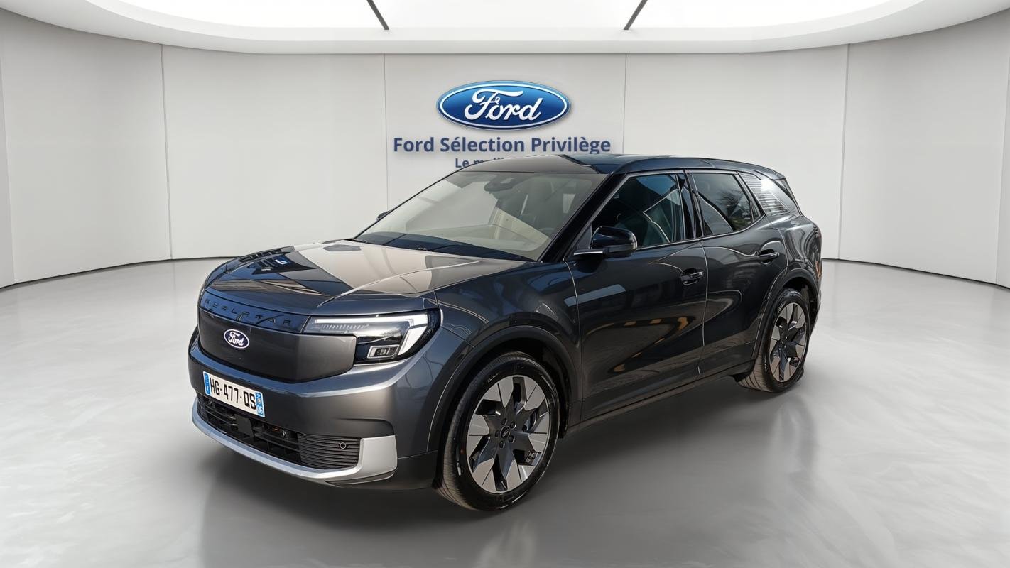 Ford Explorer - Photo 1
