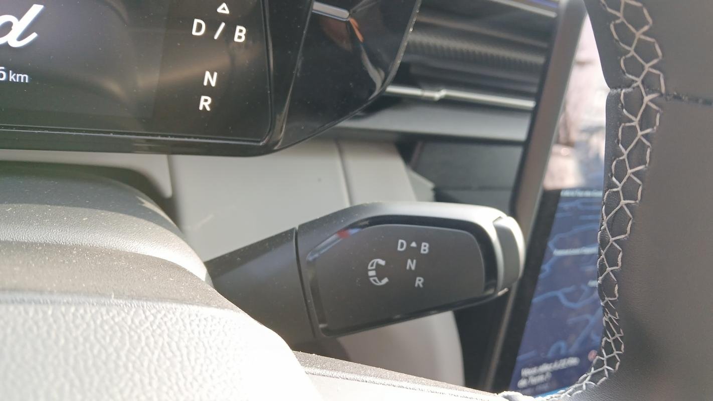 Ford Explorer - Photo 16
