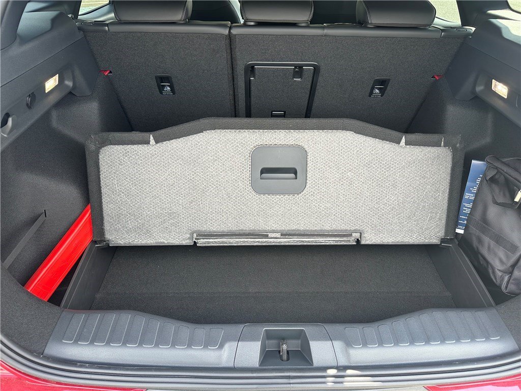 Ford Explorer - Photo 11