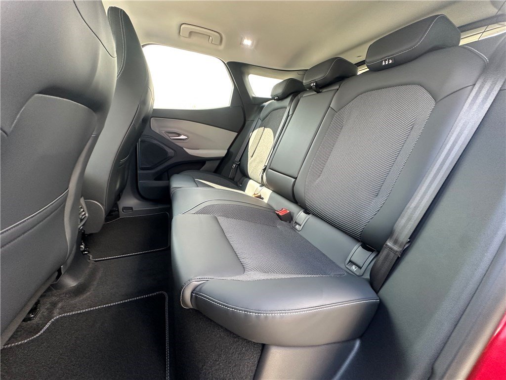 Ford Explorer - Photo 13