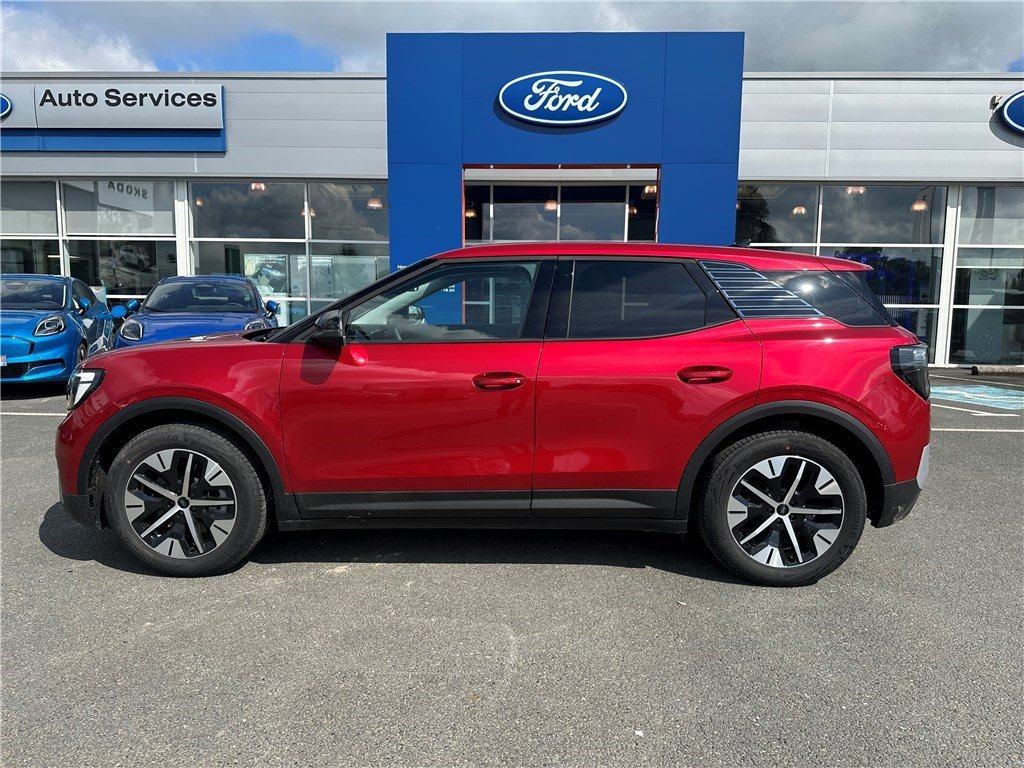 Ford Explorer - Photo 2