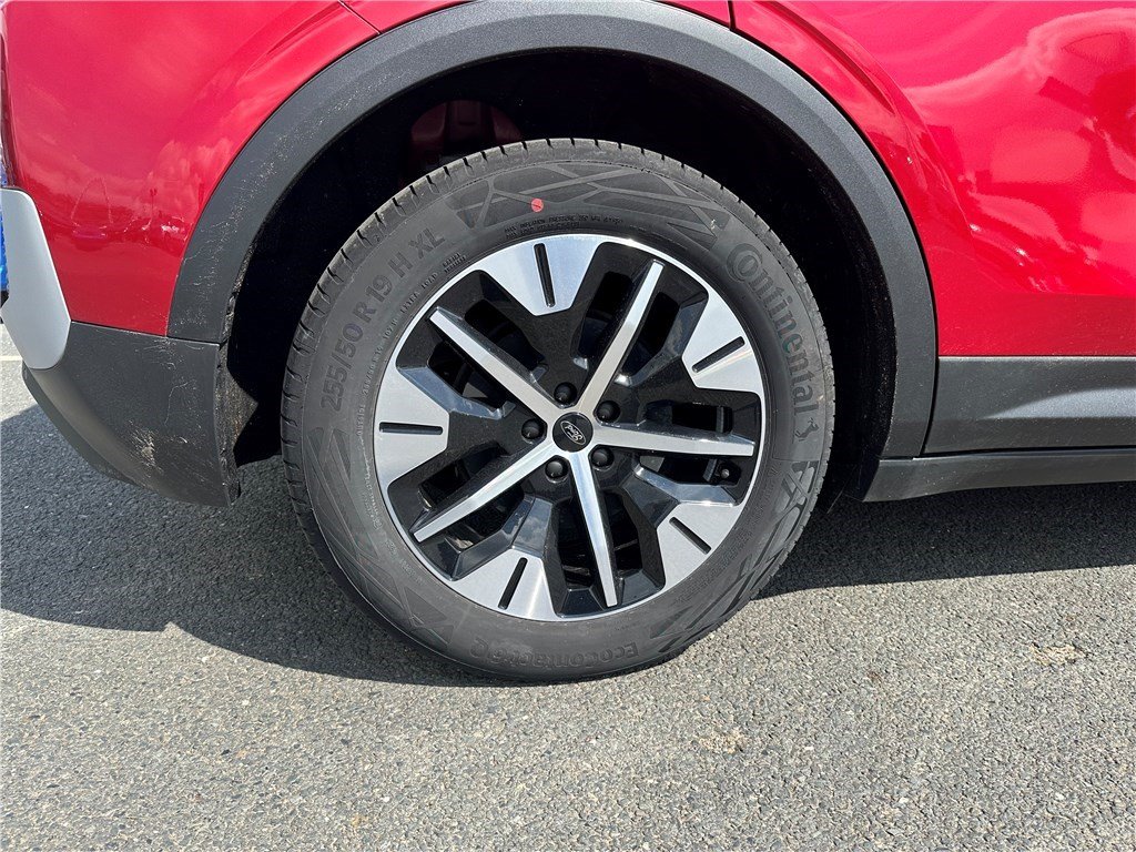 Ford Explorer - Photo 9