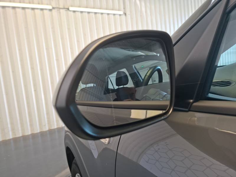 Kia Stonic - Photo 36