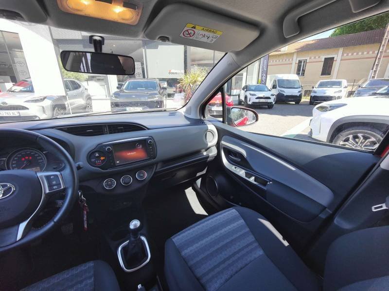 Toyota Yaris - Photo 11