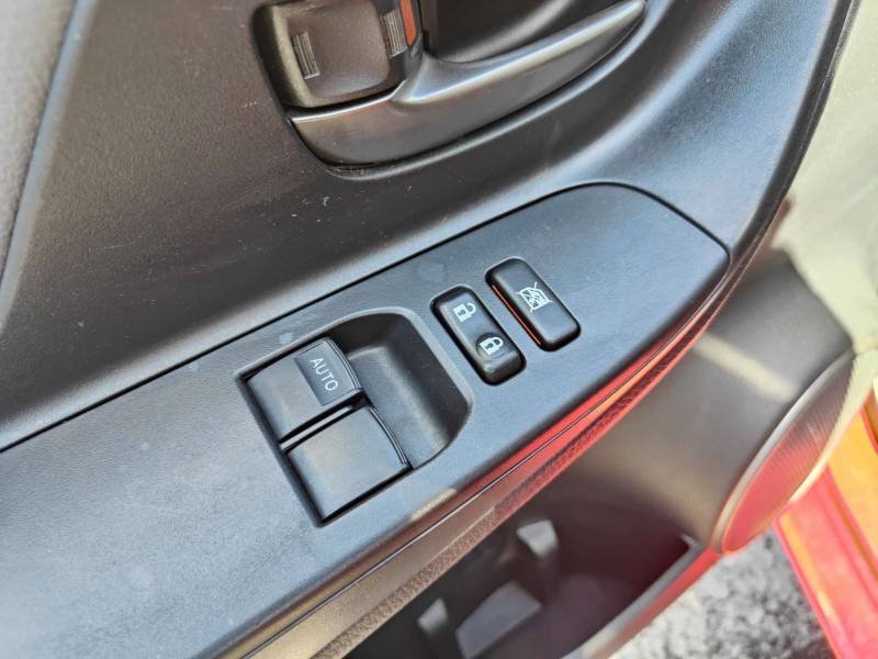 Toyota Yaris - Photo 13