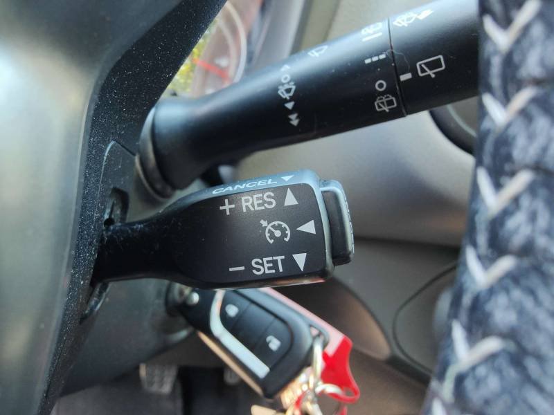 Toyota Yaris - Photo 22