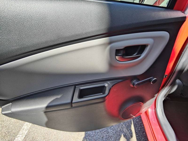Toyota Yaris - Photo 31
