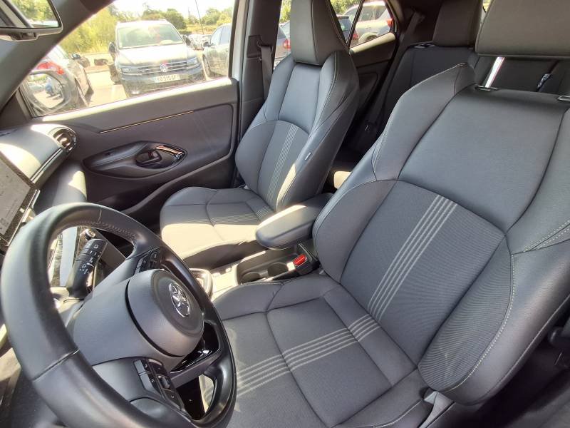 Toyota Yaris - Photo 12