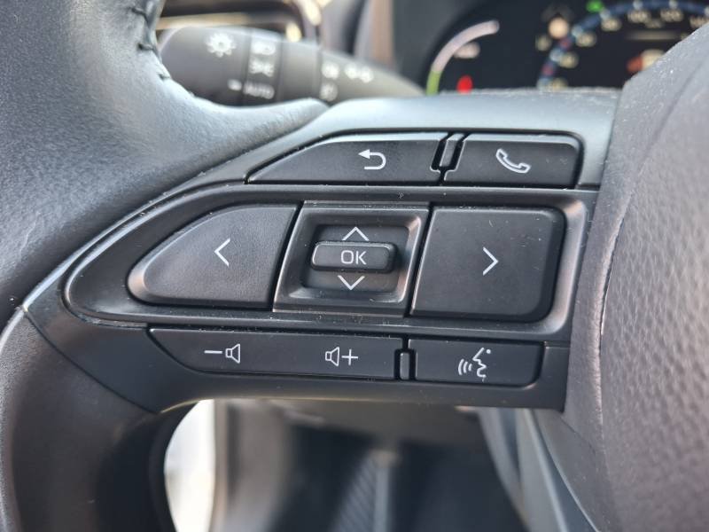 Toyota Yaris - Photo 18