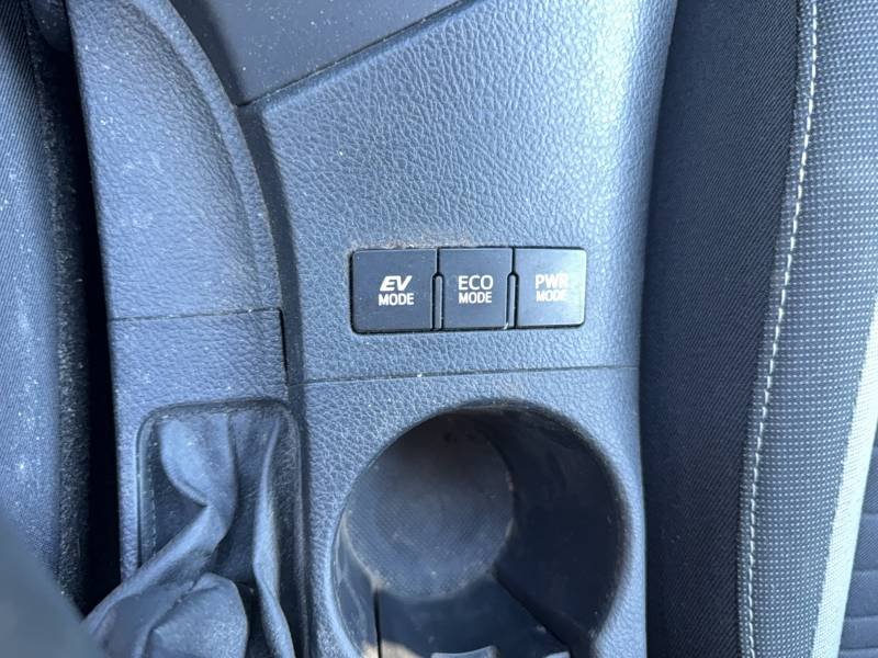Toyota Auris - Photo 25