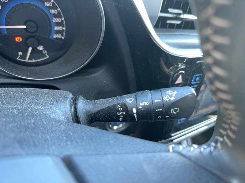 Toyota Auris - Photo 33