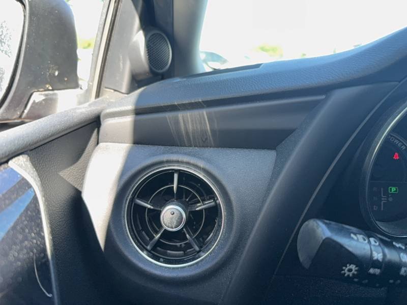 Toyota Auris - Photo 39