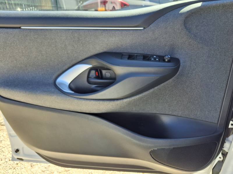 Toyota Yaris - Photo 21